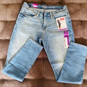 Signature by Levi Strauss & Co Modern Skinny Jeans